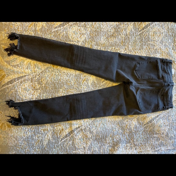 Abercrombie and Fitch Skinny Highrise Ankle Jeans - Picture 2 of 3